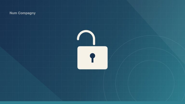 Cadenas ouvert sur fond degrade navy et teal, visuel Num Compagny